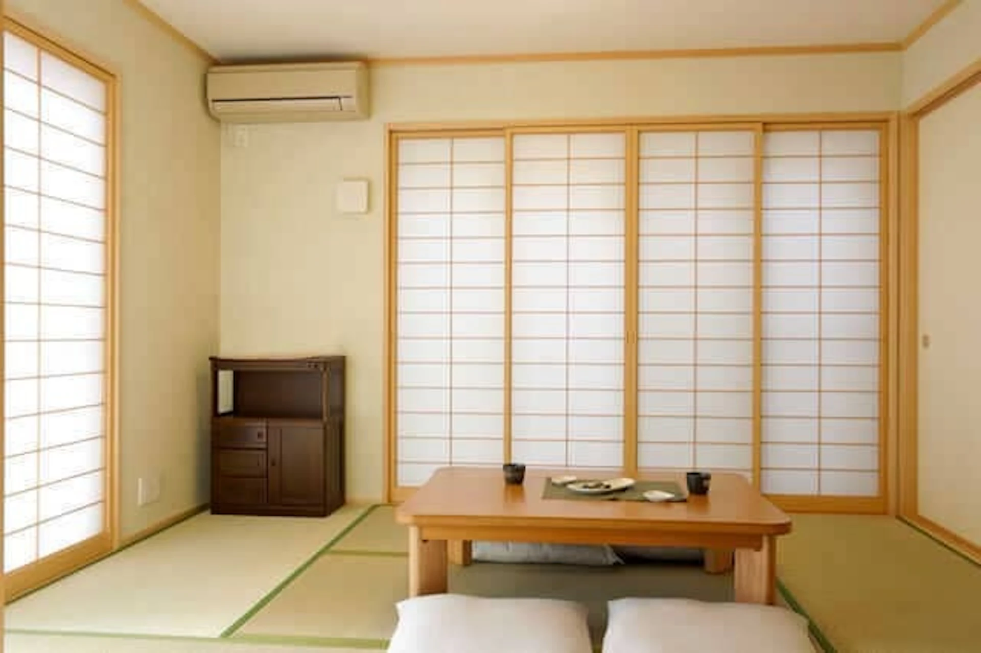 家具は木製を選ぶ