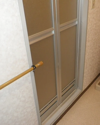 浴室ドア交換 浴室折れ戸に交換事例