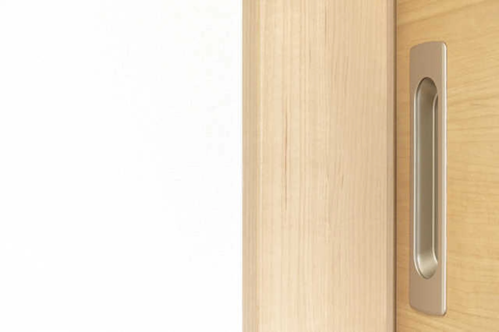 ドアを付ける場合は引き戸がベスト