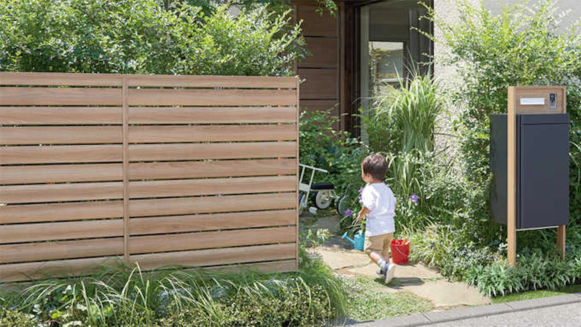 狭い・小さいお庭を、リフォームでおしゃれ＆快適に！実例や費用、ポイントまとめ