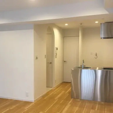 【賃貸】コストを抑えた上で上質でデザイン性のある空間へ