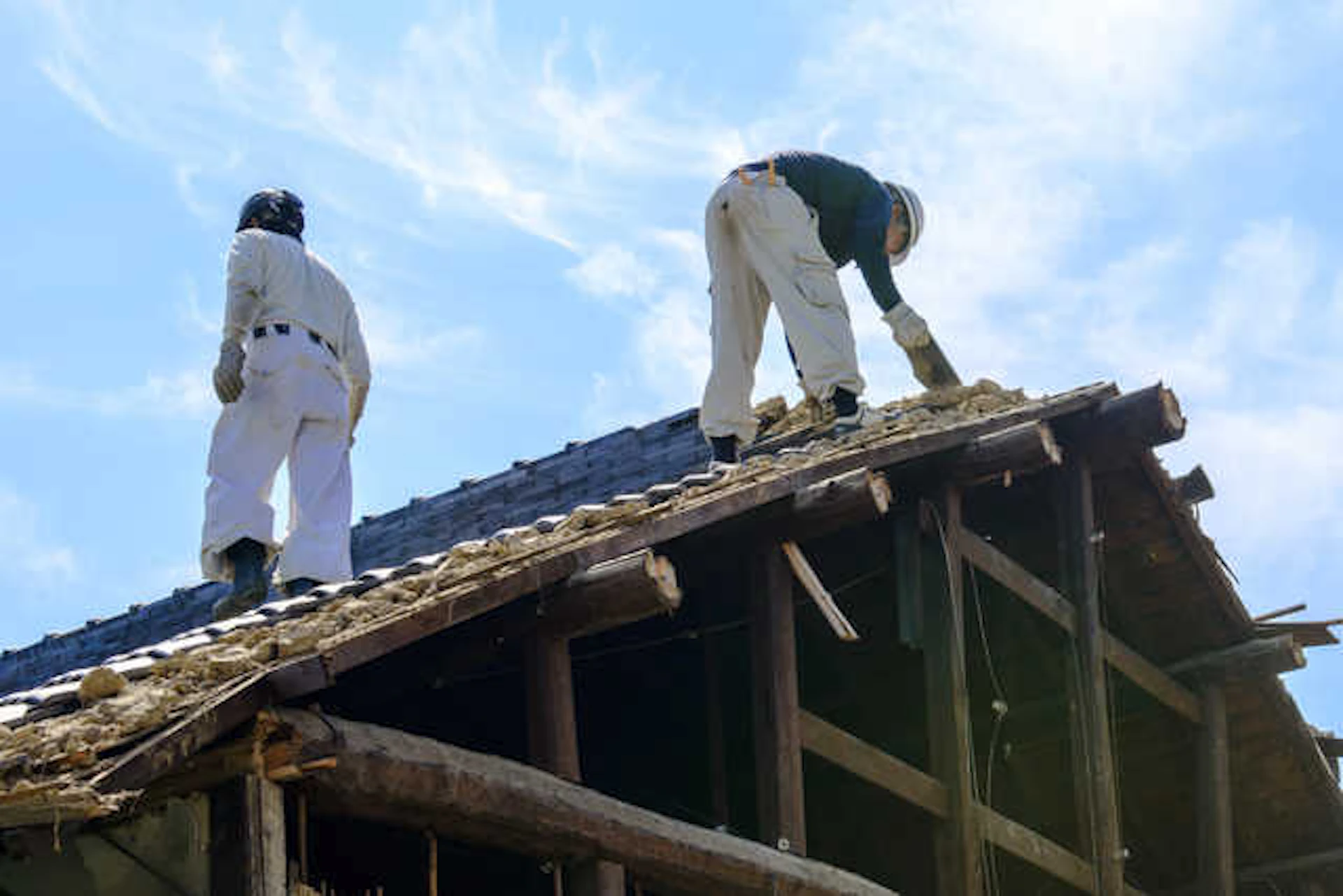 家の解体が自分でできる！進め方や費用、3つの注意点を徹底解説