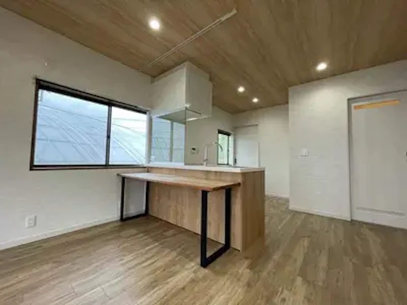 株式会社クロスポ 「洋間を二世帯住宅に大改造!」