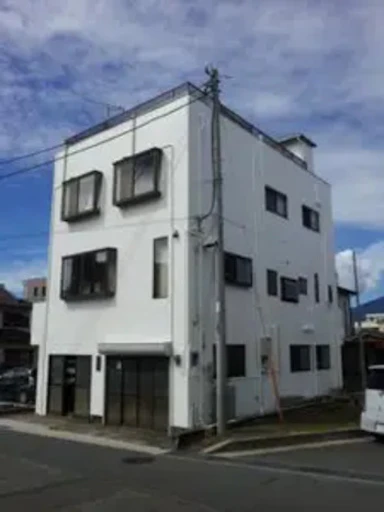 【150~200万円】防水性能の高い塗料を使用したリフォーム