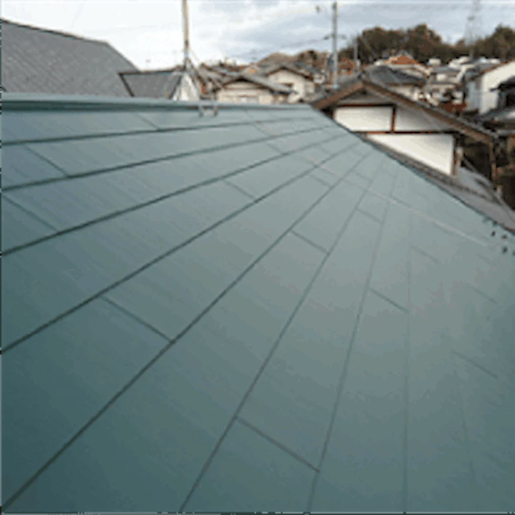 ニチハ『センタールーフ(横暖ルーフ)』の屋根