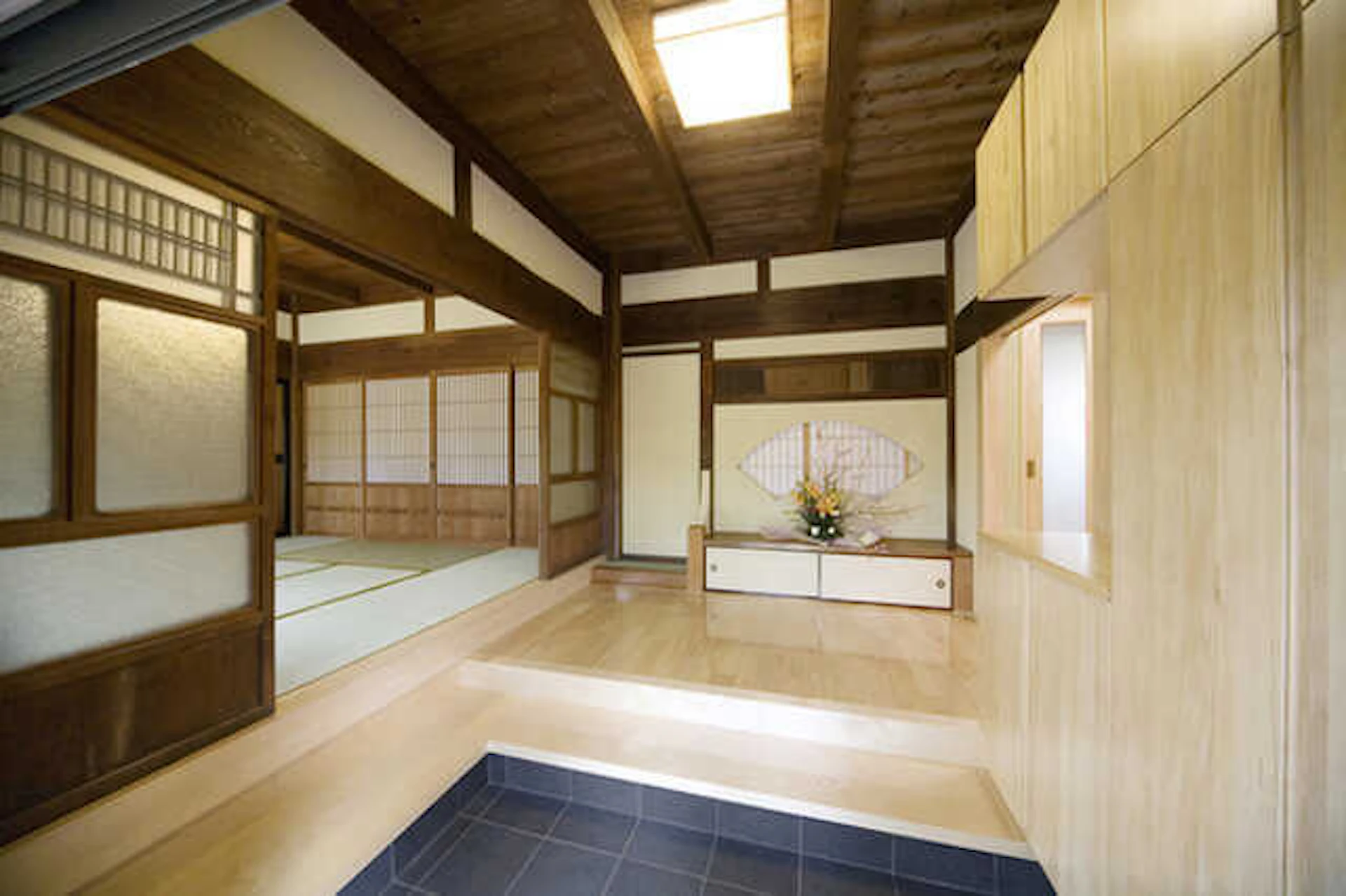 和風の玄関ドア(引き戸)は開く向きに注意