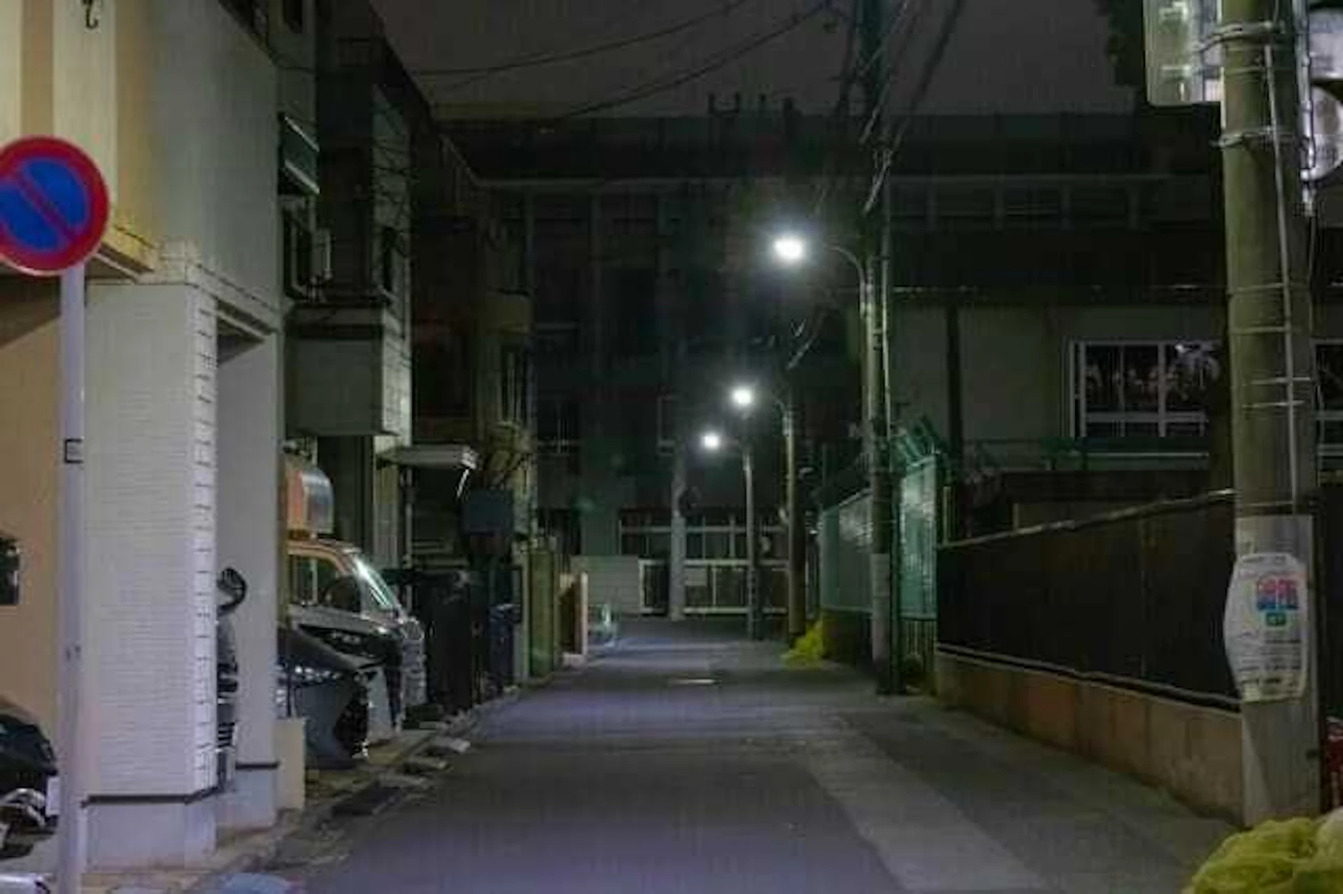 夜の住宅街