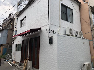 【50〜100万円】金属サイディング　カバー工法