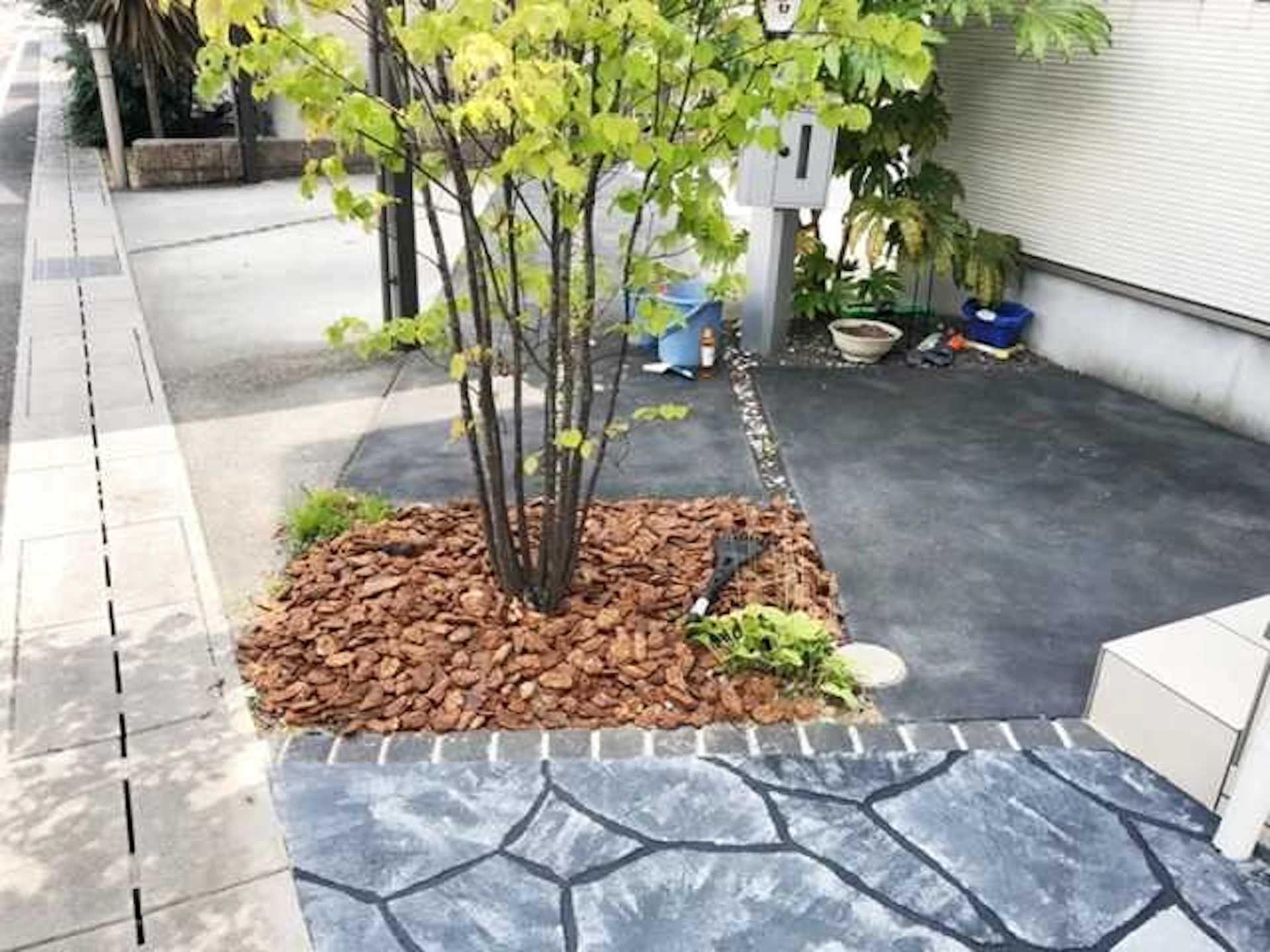 【グランプリ】 外構リフォームは僕にお任せください