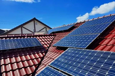 【100〜150万円】海風で傷んだ屋根＆外壁をきれいに！