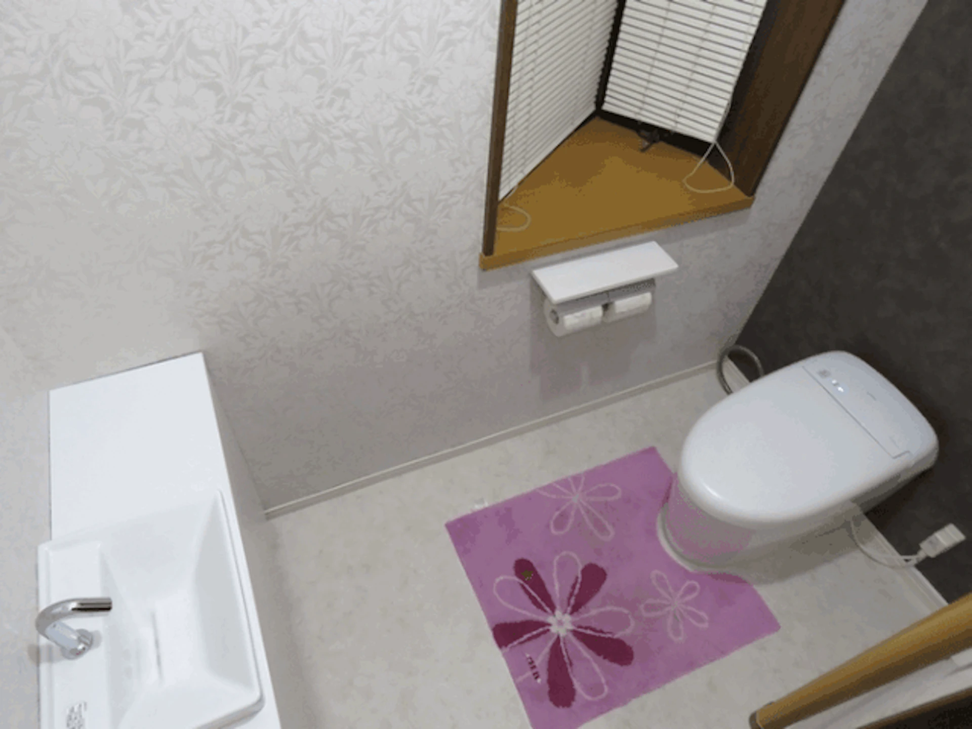 ンクがないトイレは、広々とした空間になるのでおすすめ