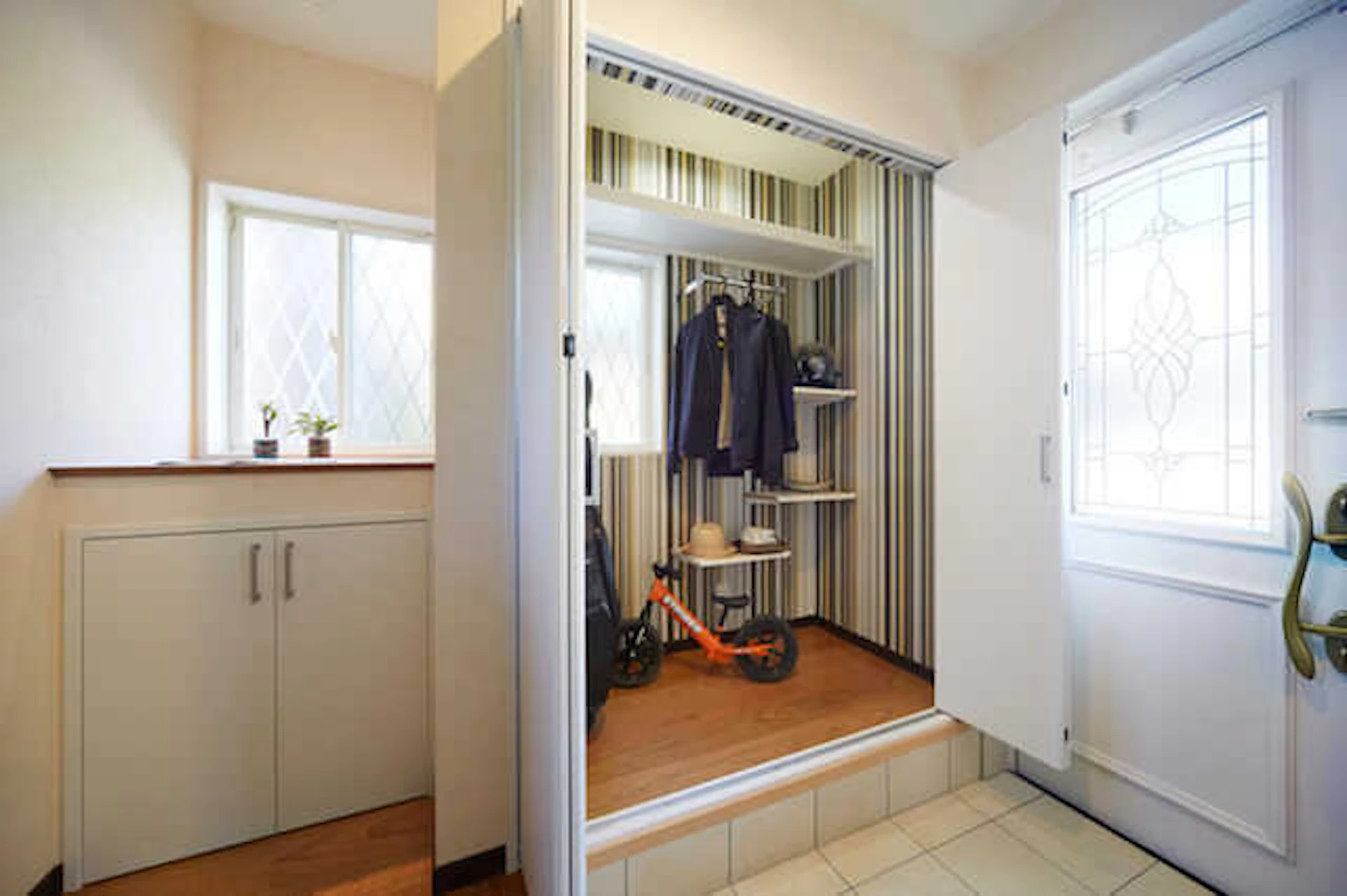 花粉症の方は必見!花粉症対策万全の部屋にするリフォームは網戸交換だけじゃない!