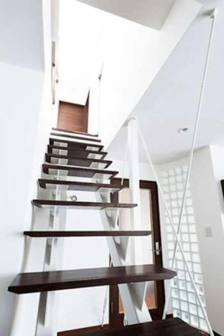 天井のクロスの色は白が最適