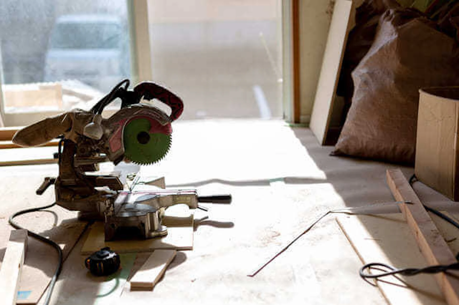 工事前後または工事中の写真が必須!