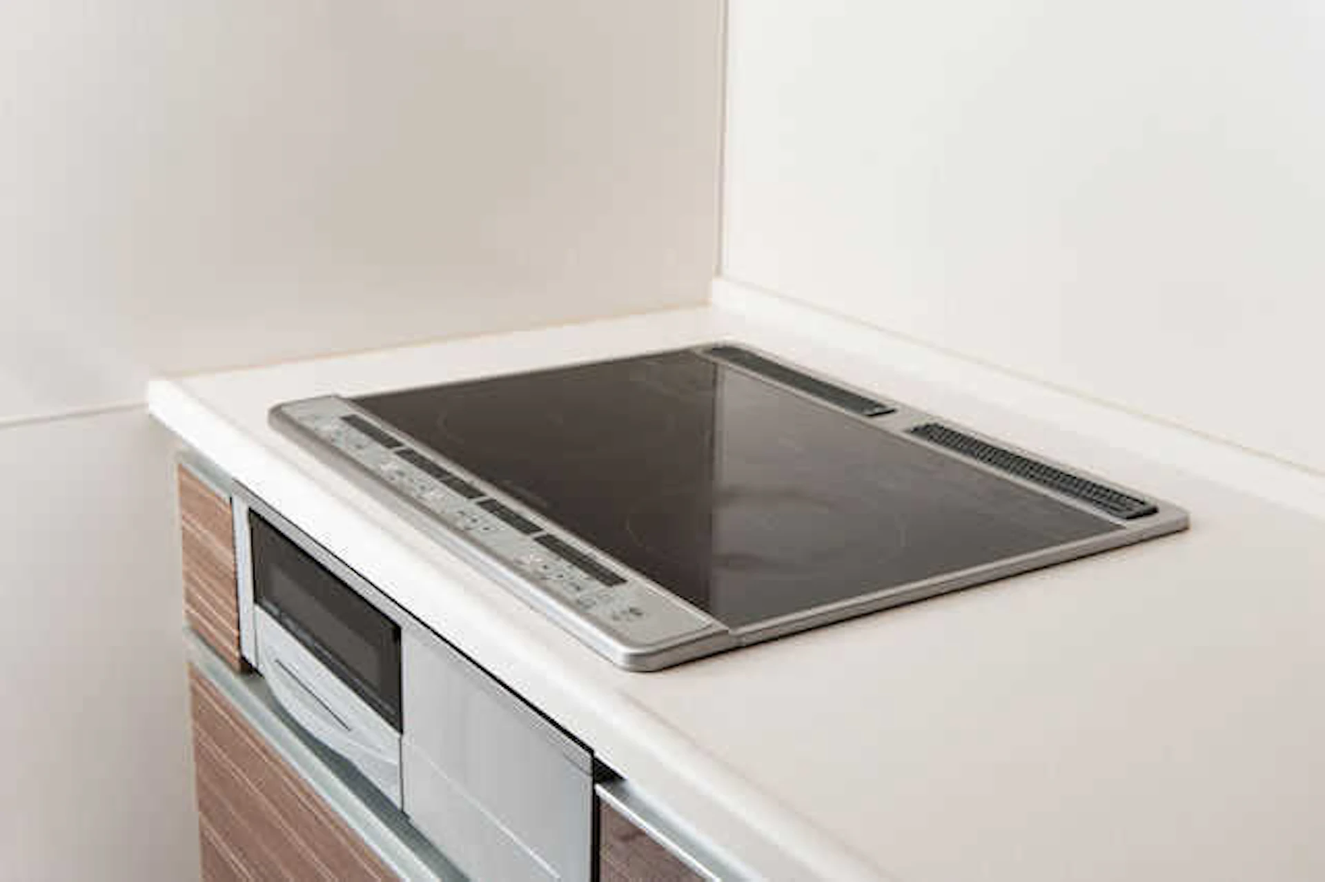 ガスコンロをIHクッキングヒーターに交換する