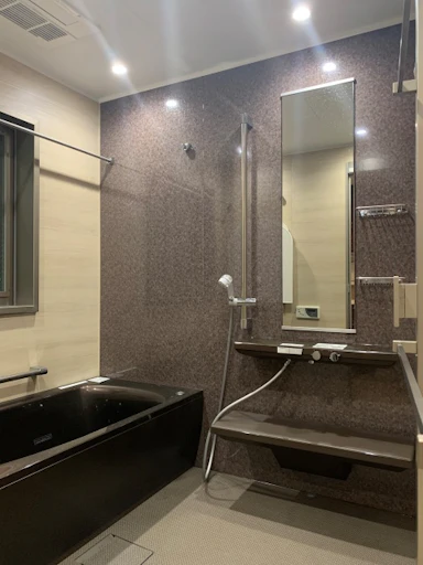 【200〜250万円】リラックス出来ること間違いなし！優雅で上品なお風呂へ！