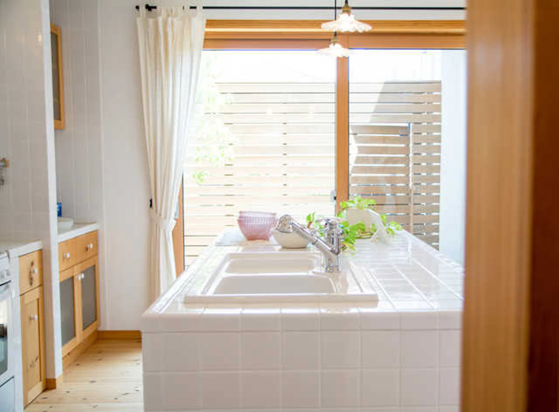 人がすれ違える通路幅