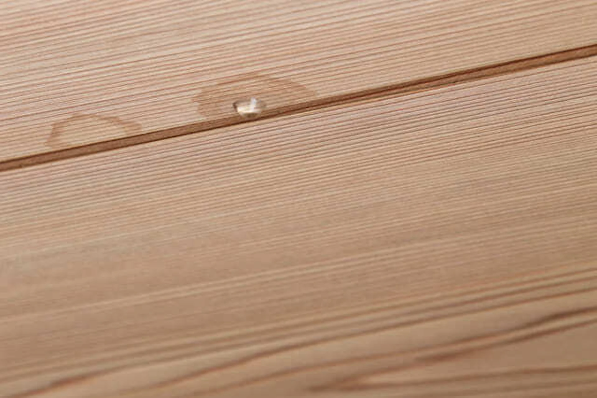 サムネイル:雨漏りの基礎知識を確認