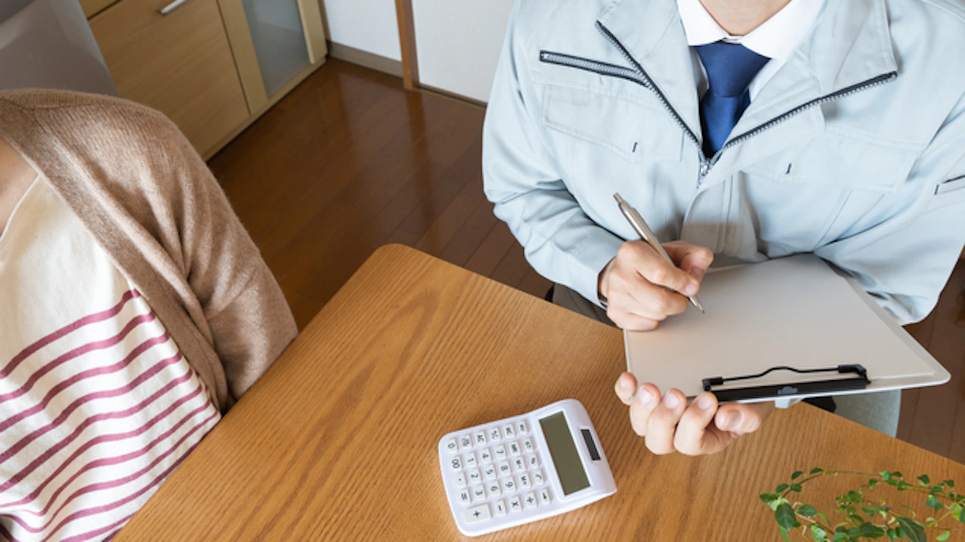 ユニットバスから水漏れする6つの原因と対処法｜修理業者の選び方もご紹介