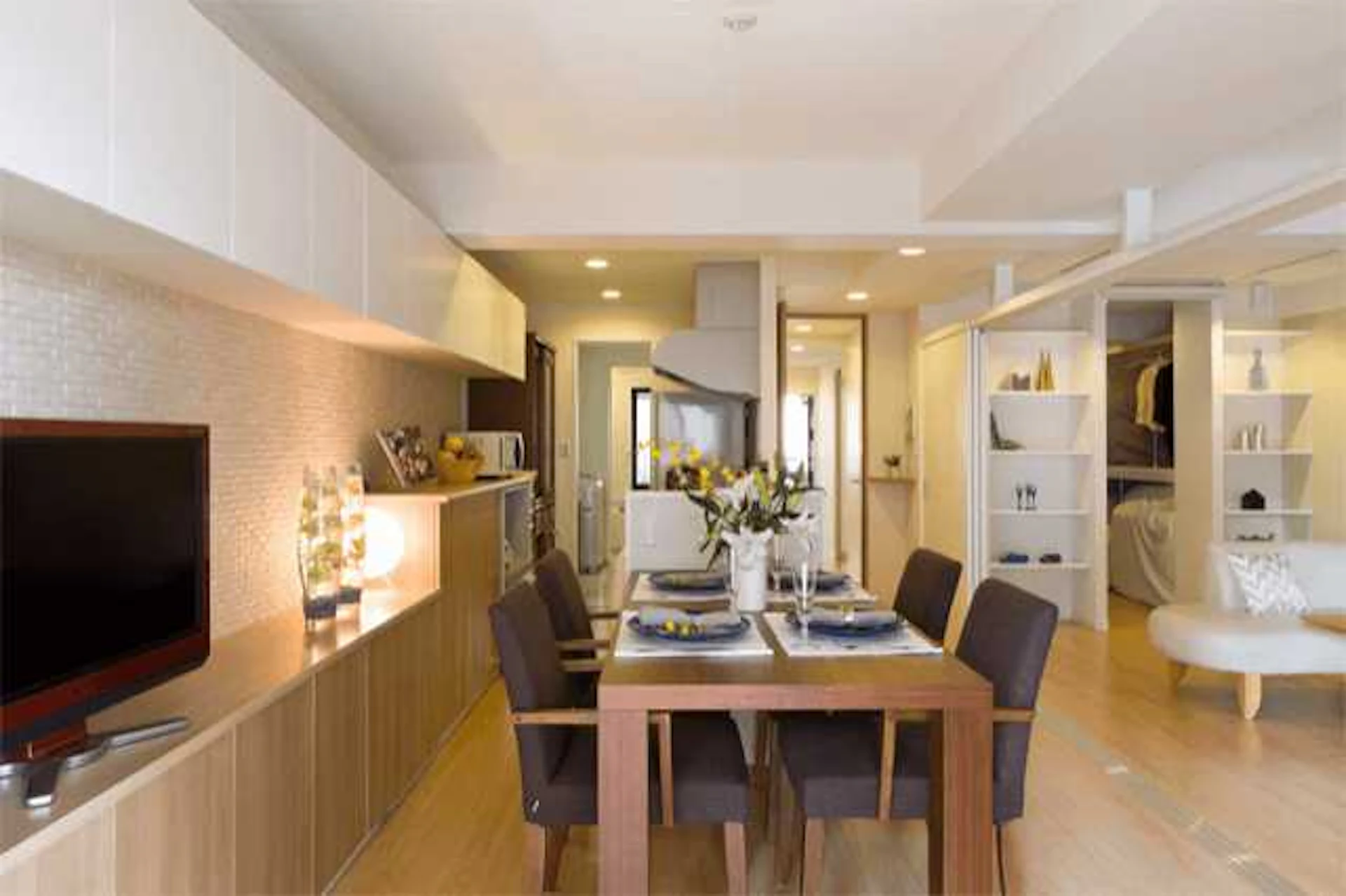 豪華なリビングダイニング