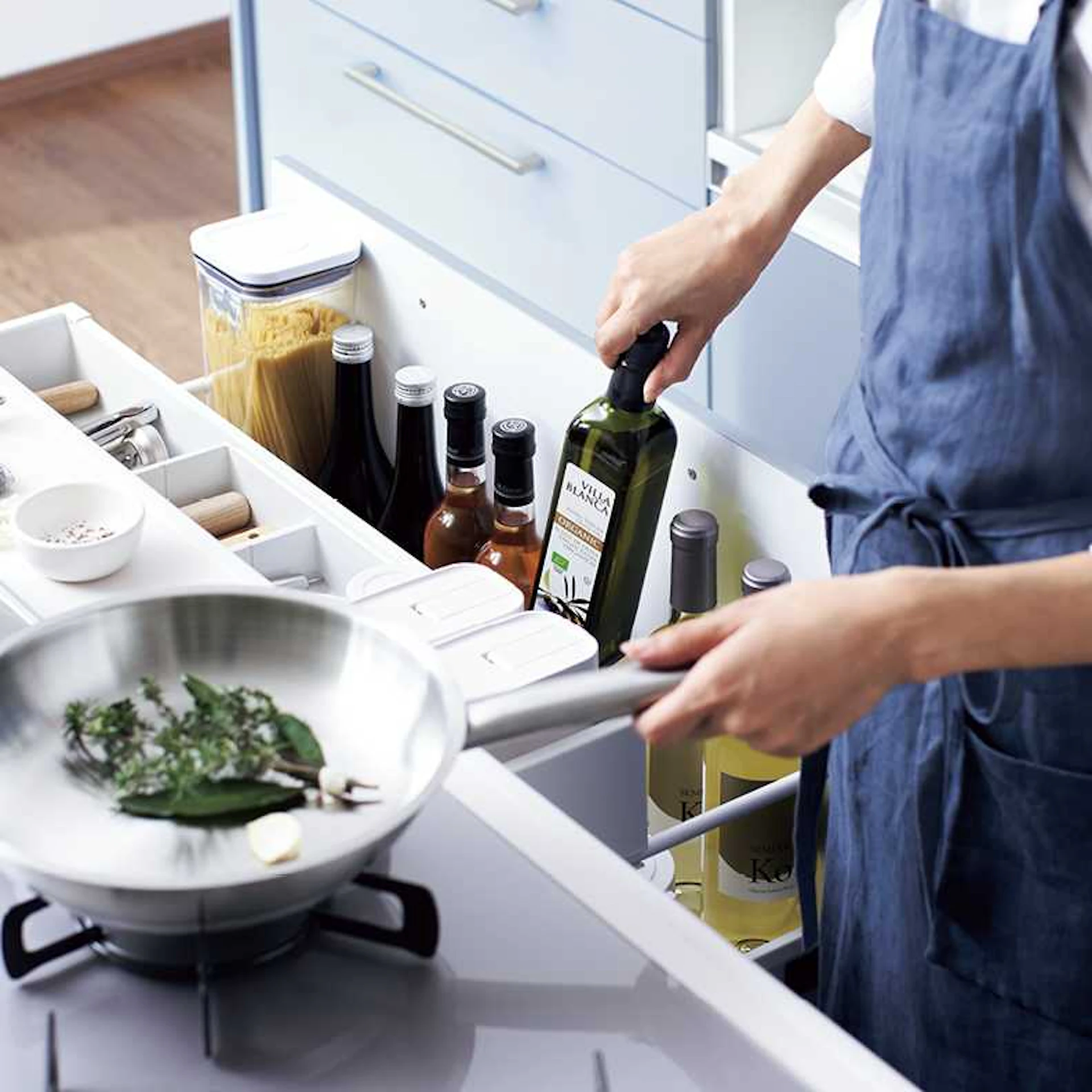 センターラインキャビネット