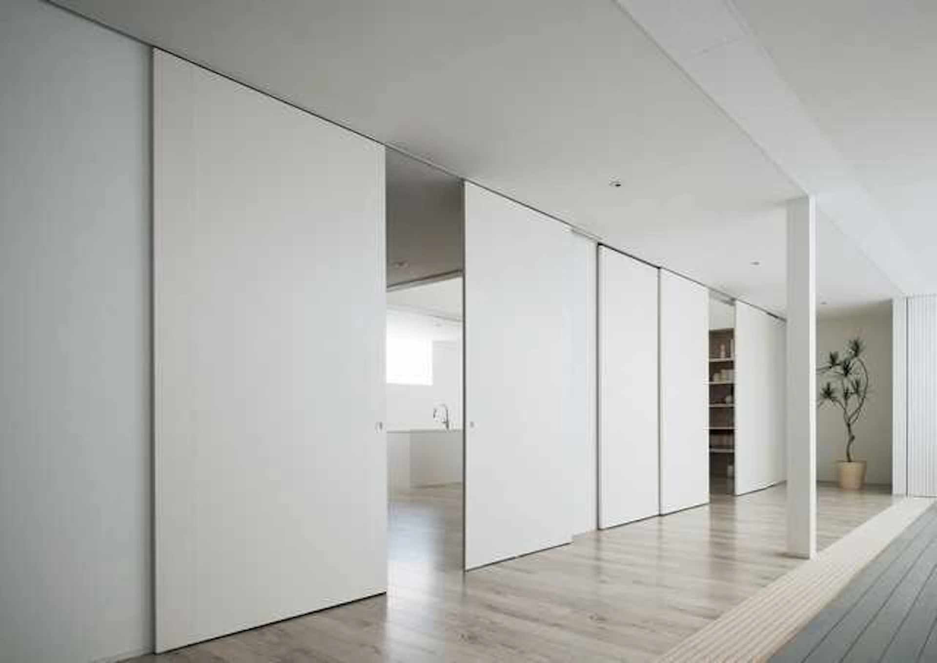 室内ドアは"開き戸・引き戸" どちらがいいの?リフォーム費用・部屋別の向いているドアの種類は?