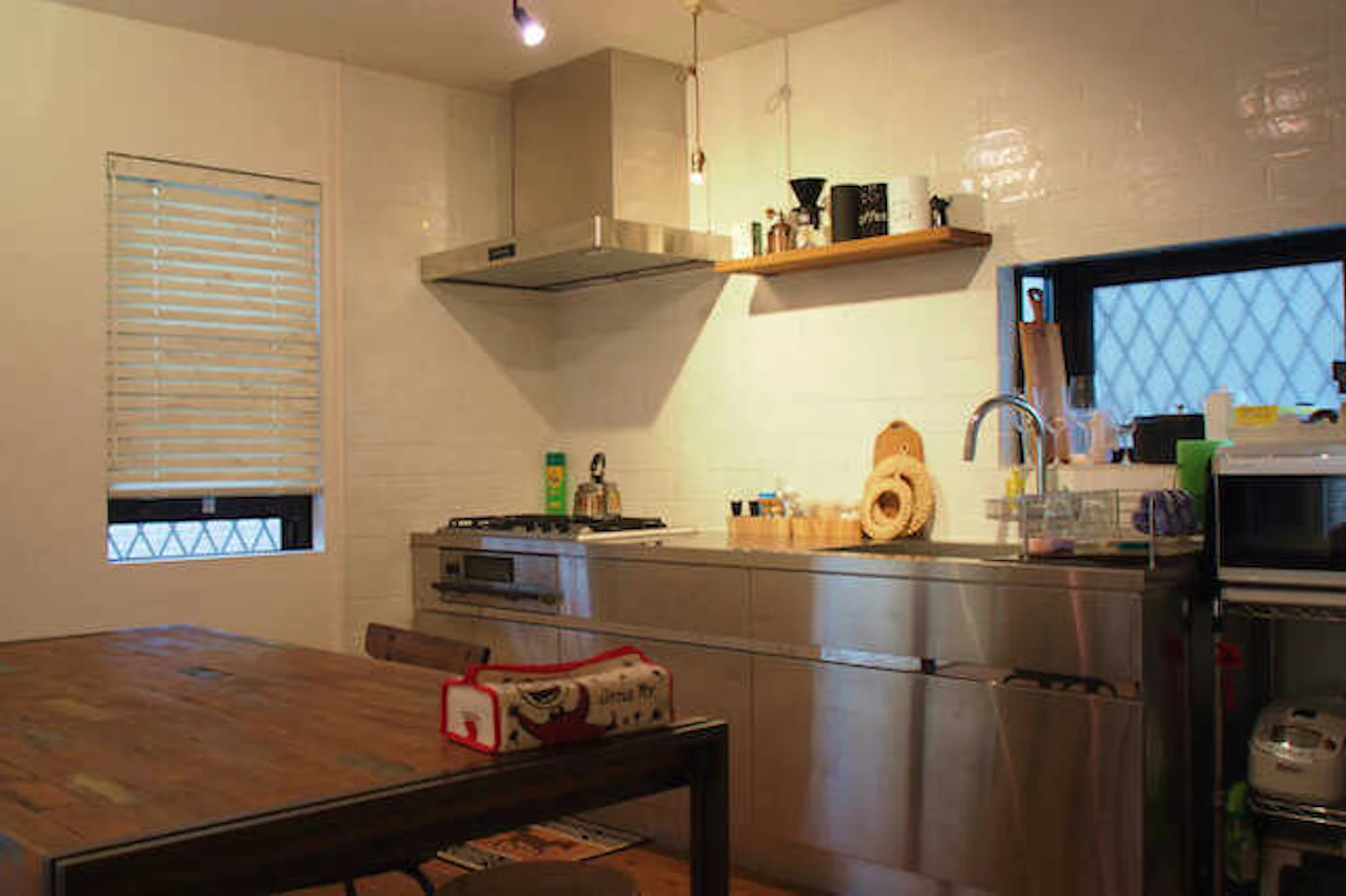 業務用風のステンレスI型キッチンを造作