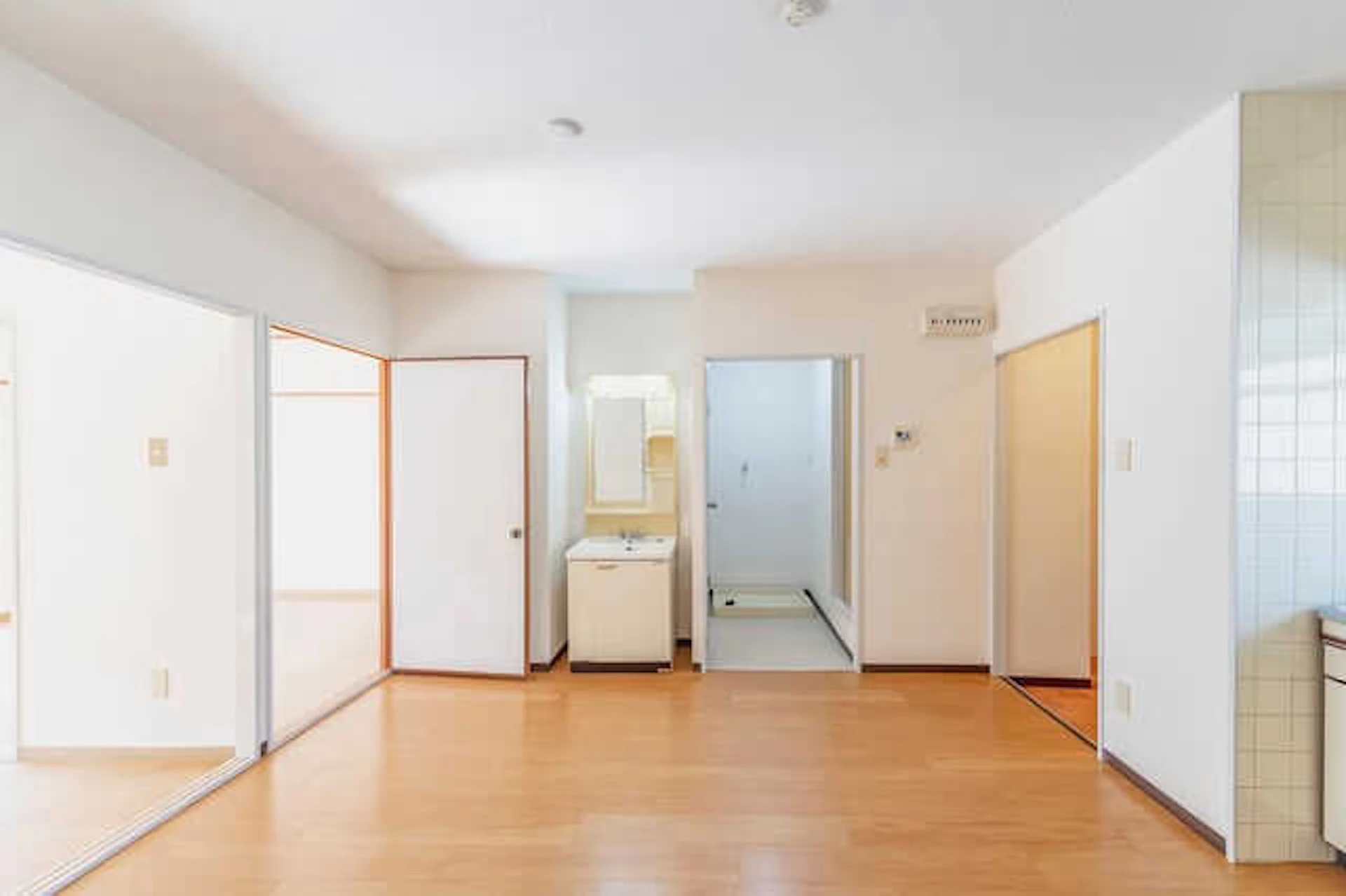 間仕切りの追加・撤去にかかる費用