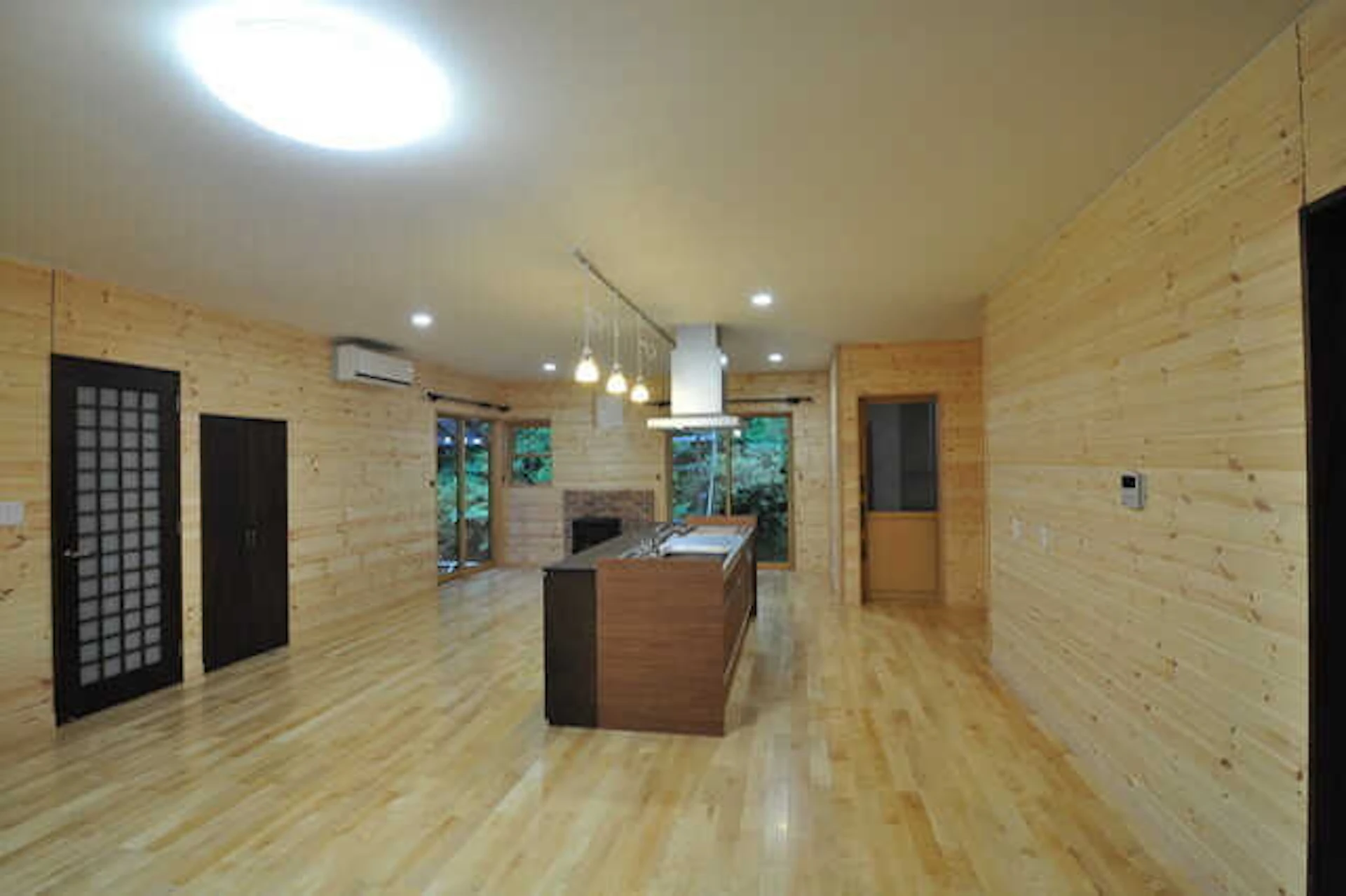 16.アイランドキッチンにしたら全体が丸見えに