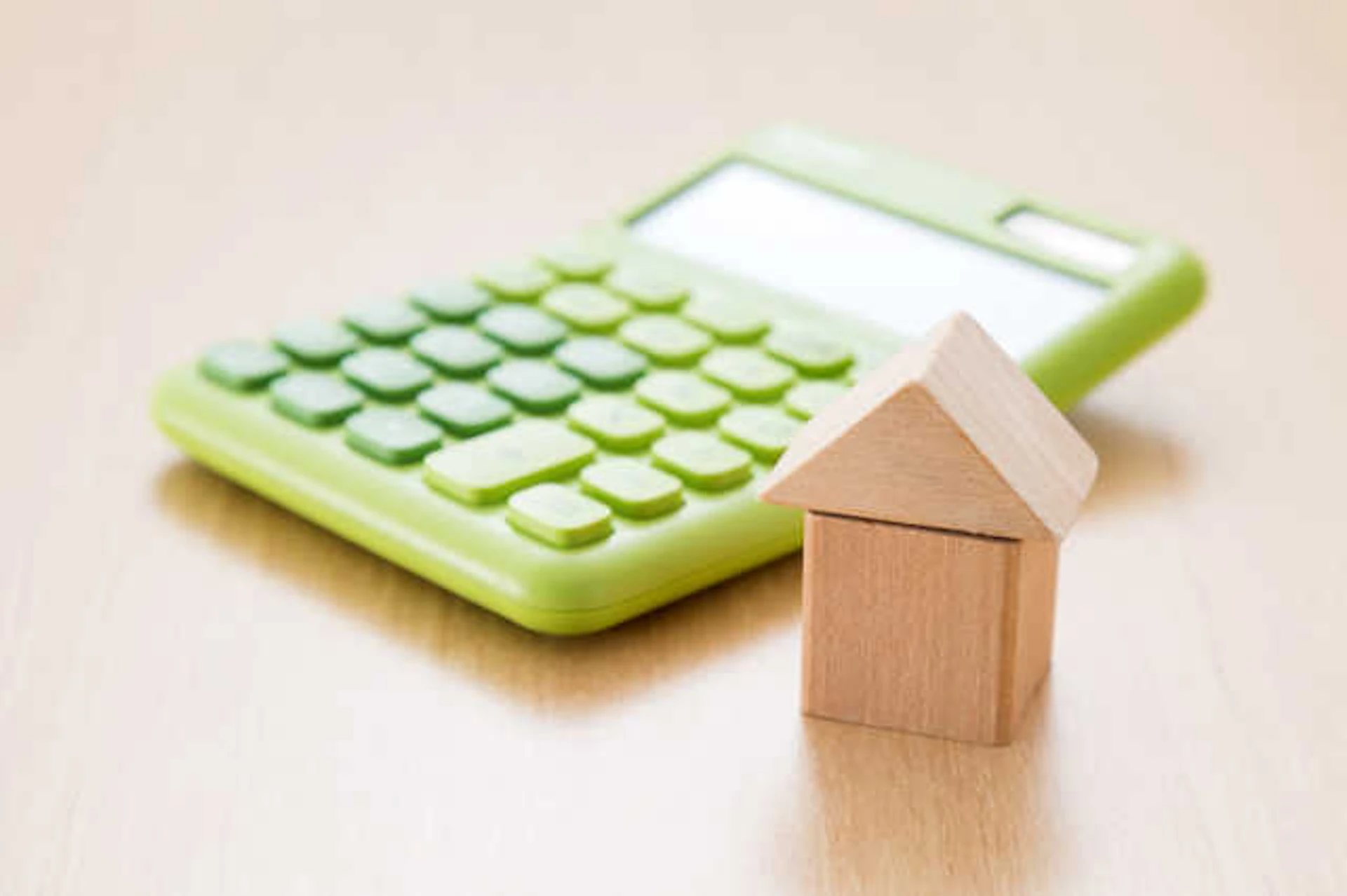 建設業許可と解体工事業登録の違いは工事請負金額