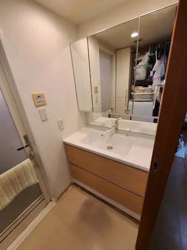 【20〜50万円】使いやすい洗面台にリフォーム