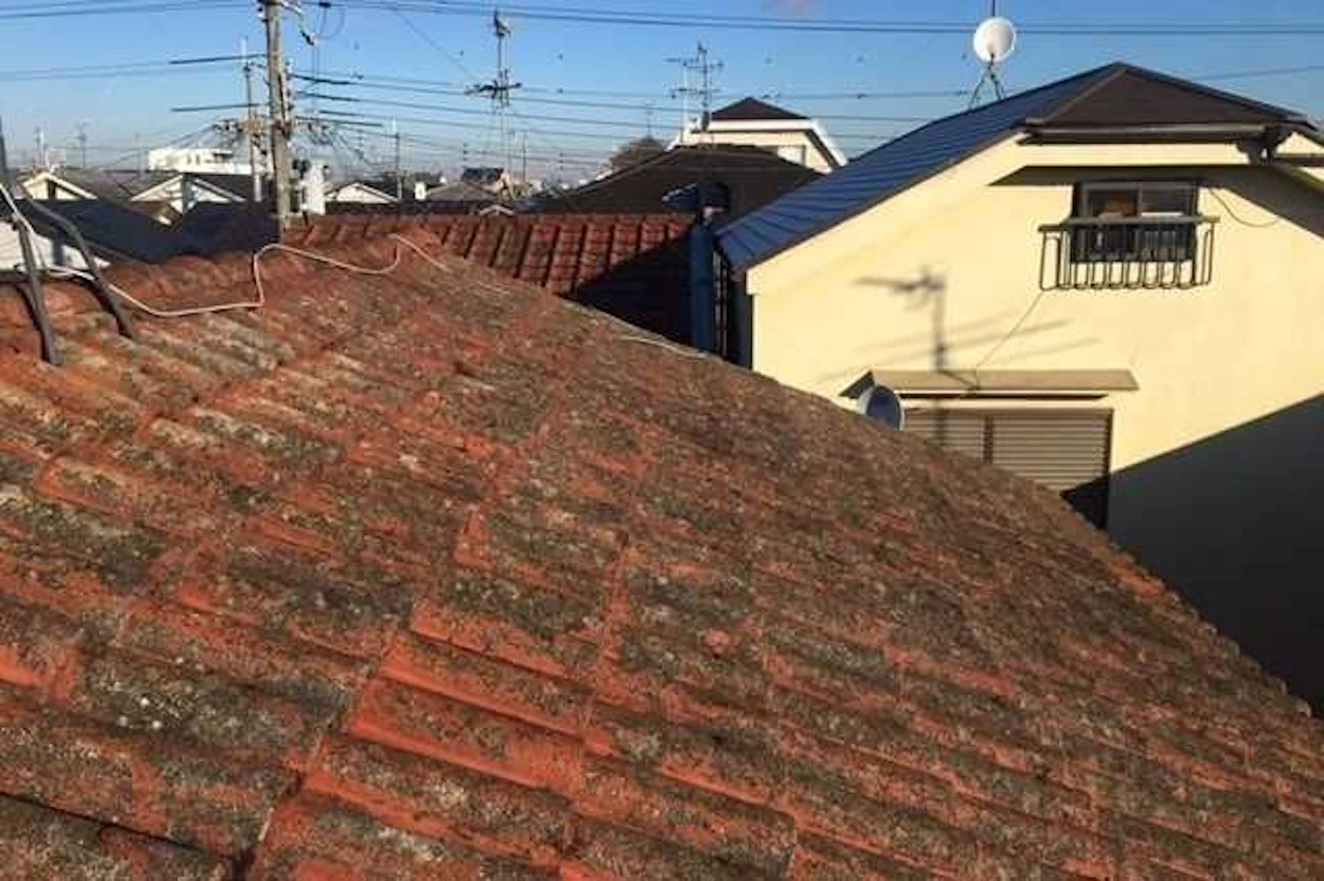 全体的な傷み・下地の劣化・雨漏り