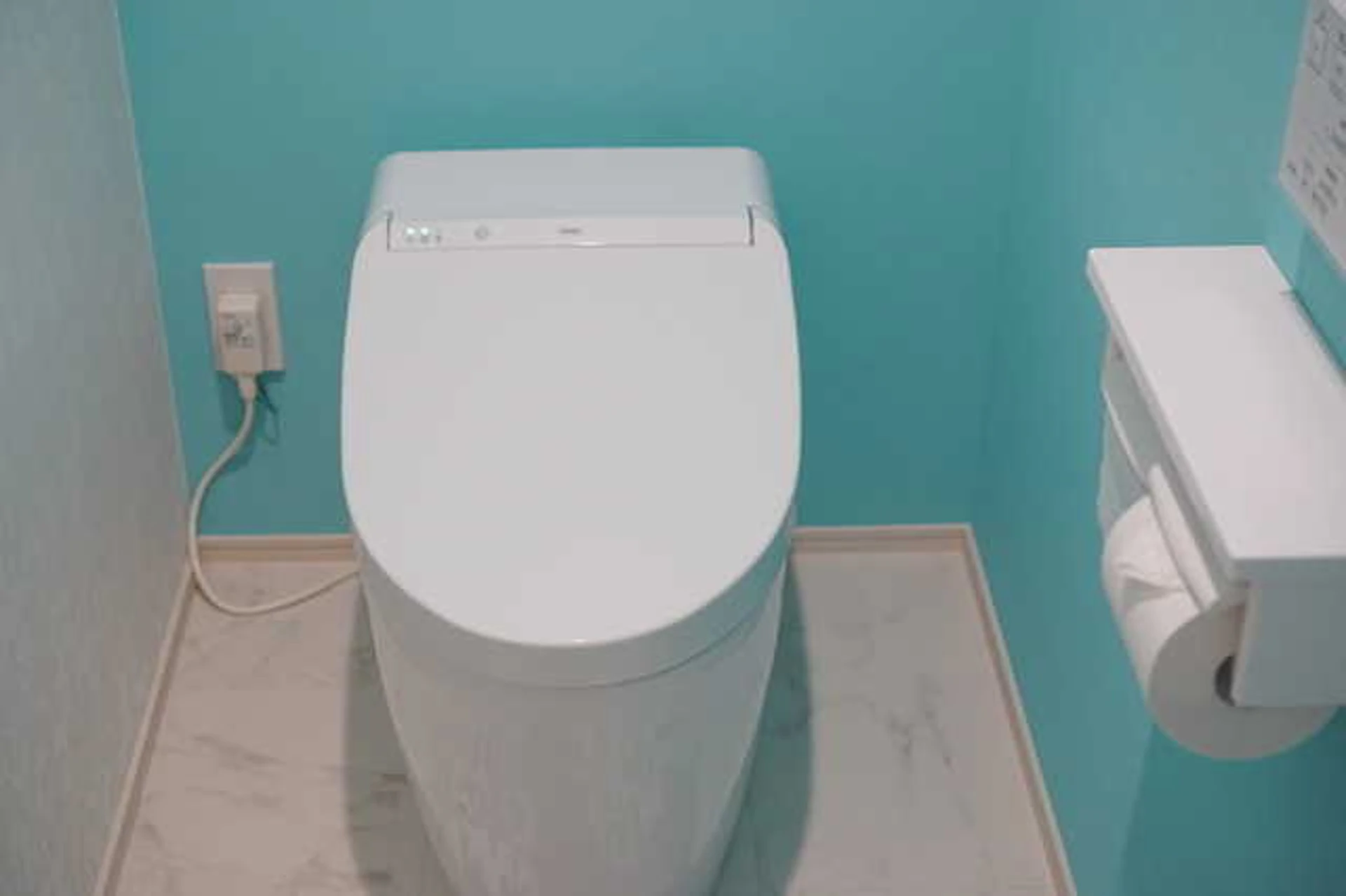 タンクレストイレは、停電時には使いづらい