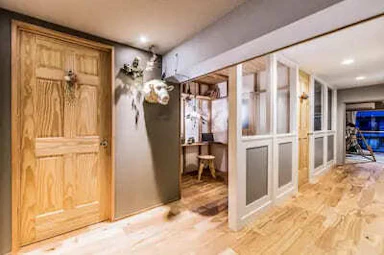 STAY HOMEの中、家の中を森に見立てた空間