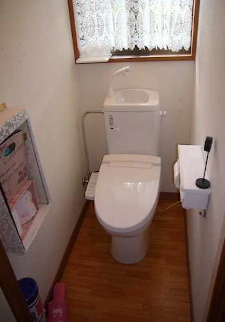 【汲み取り式から簡易水洗トイレにする費用は？】