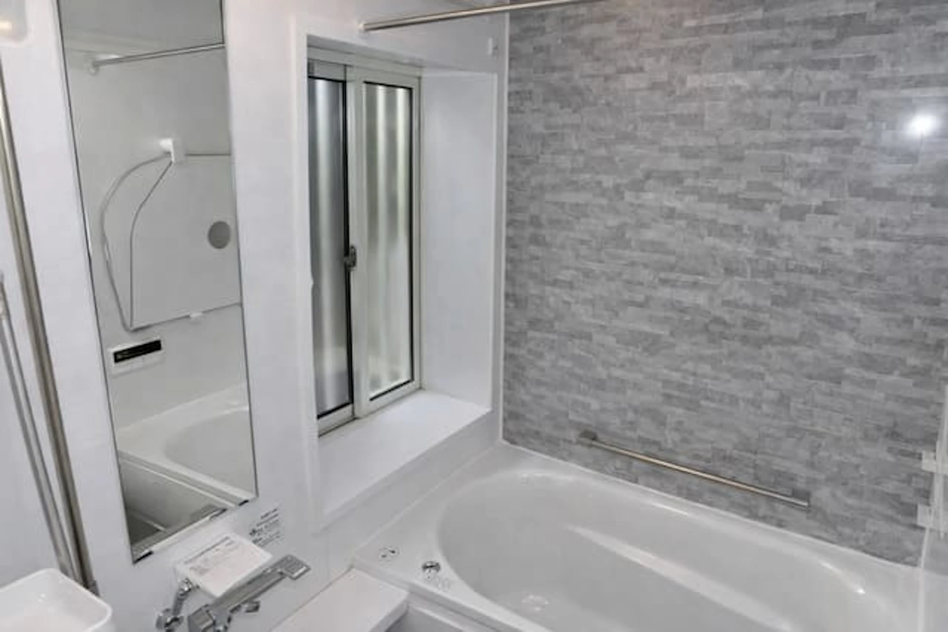 狭小ユニットバスのリフォーム事例