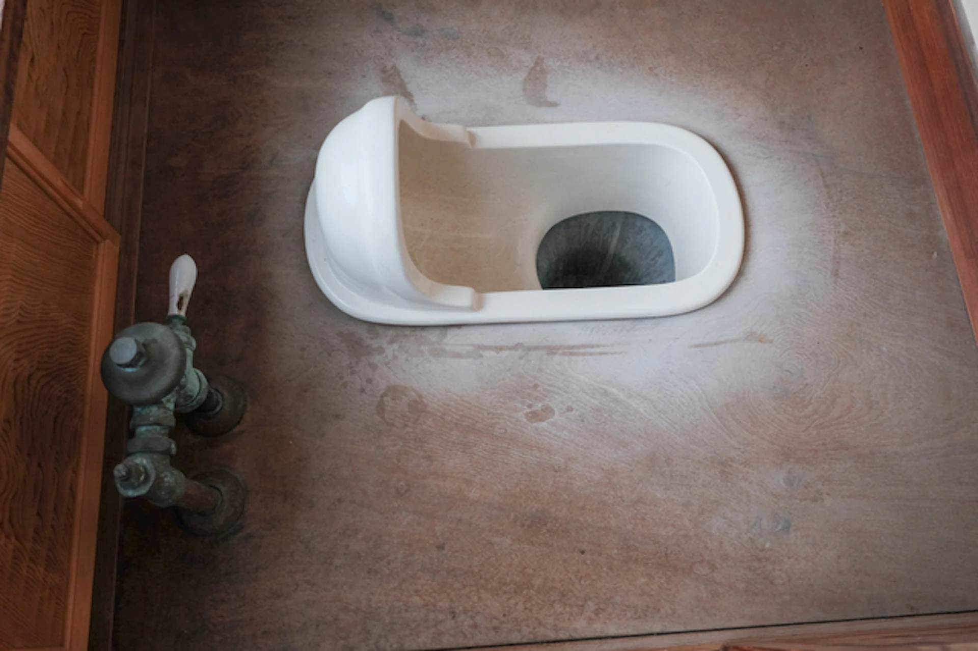 汲み取り式トイレとは