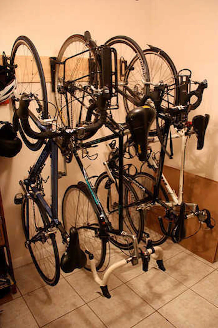 玄関の土間を生かした空間