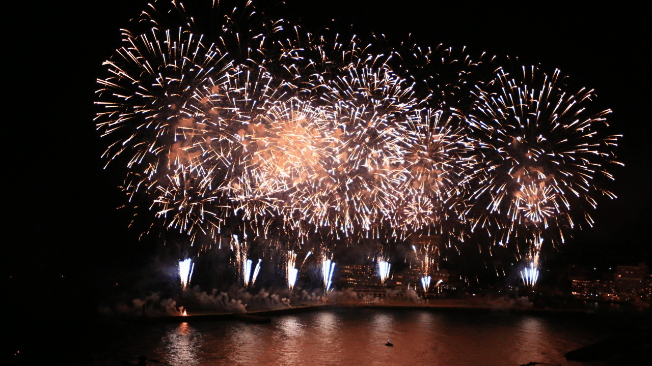 Atami Fireworks Festival（熱海海上花火大会）