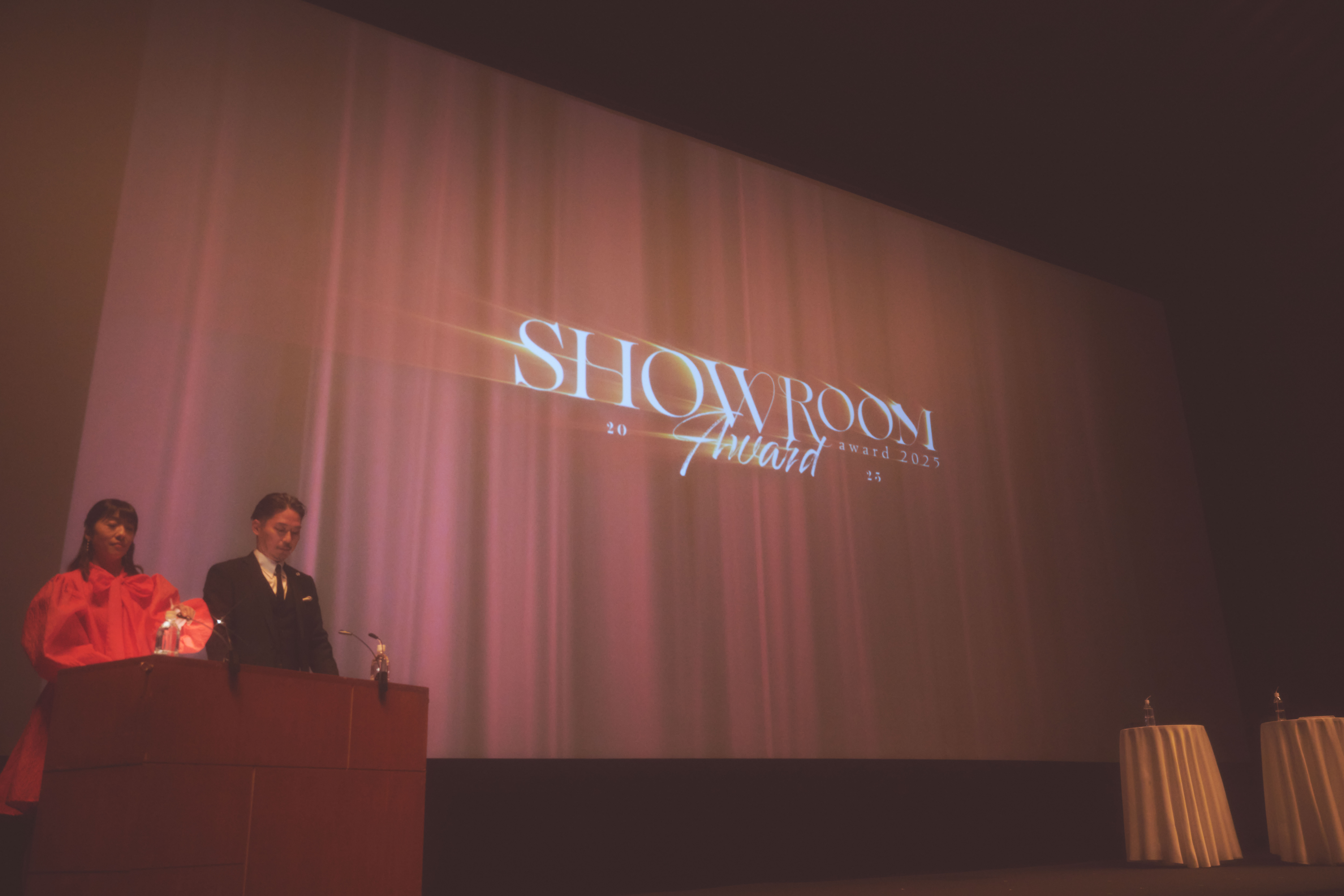 映画館で開催された『SHOWROOM AWARD 2025』は積み重ねてきた時間が形になる特別な瞬間に！