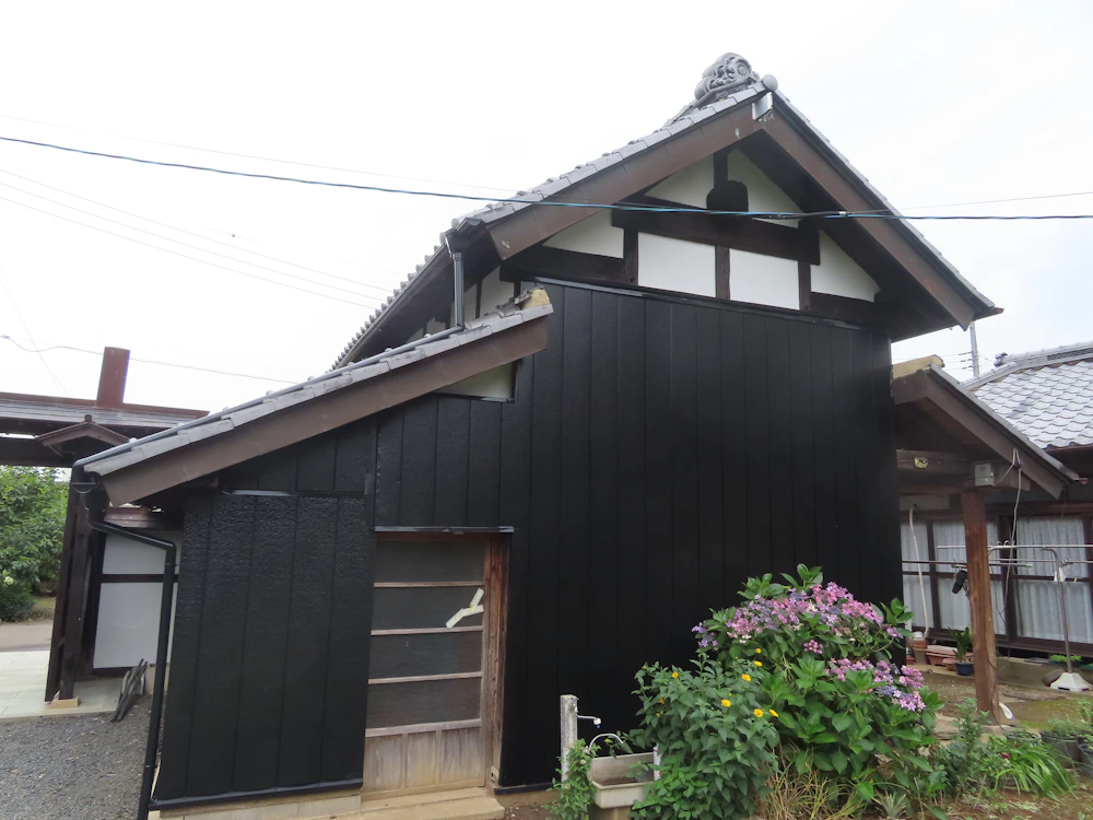土浦市 蔵の塗り替え塗装 施工後