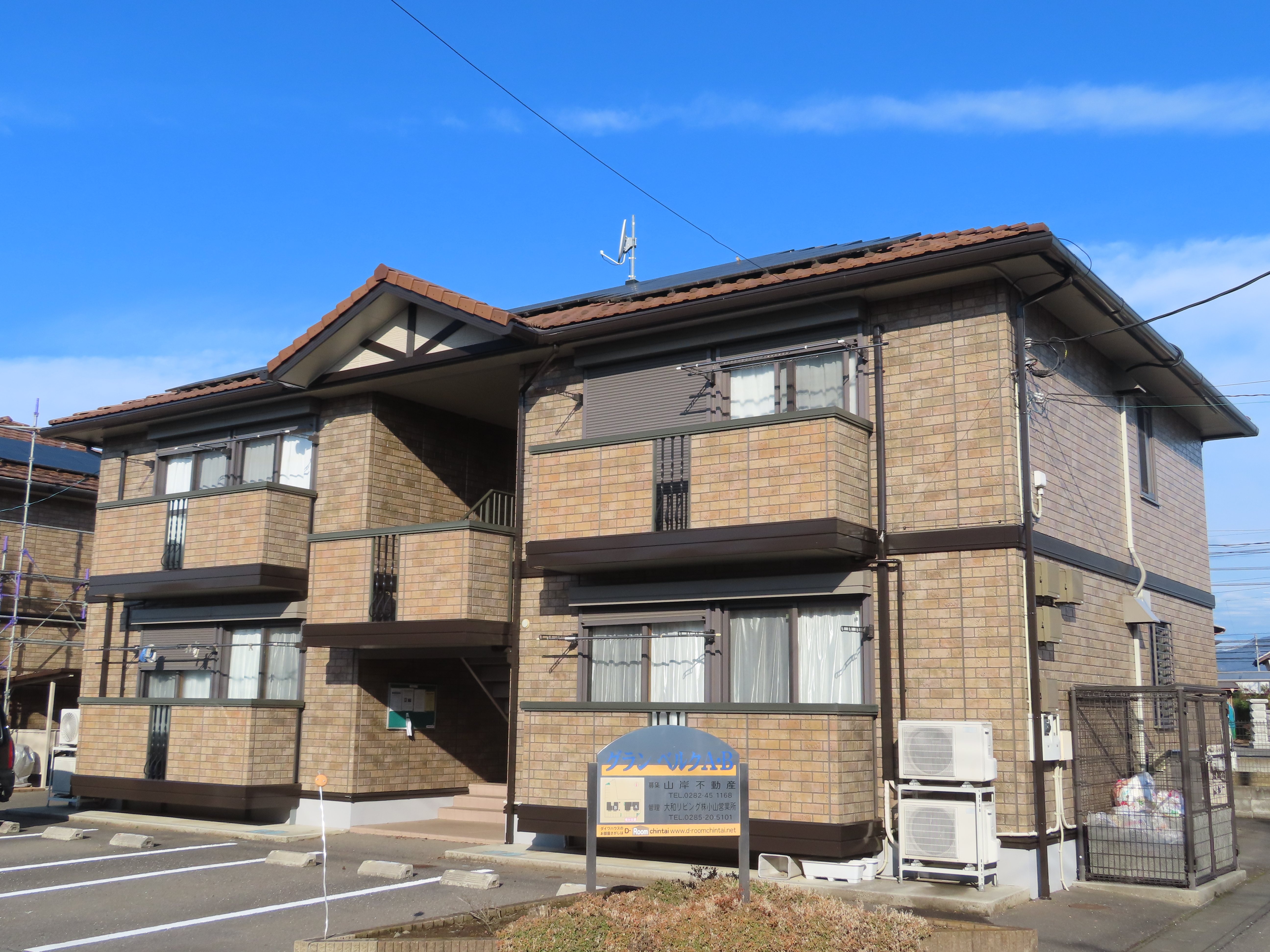 栃木市 大和ハウスのアパートの外壁クリア塗装（5棟同時）