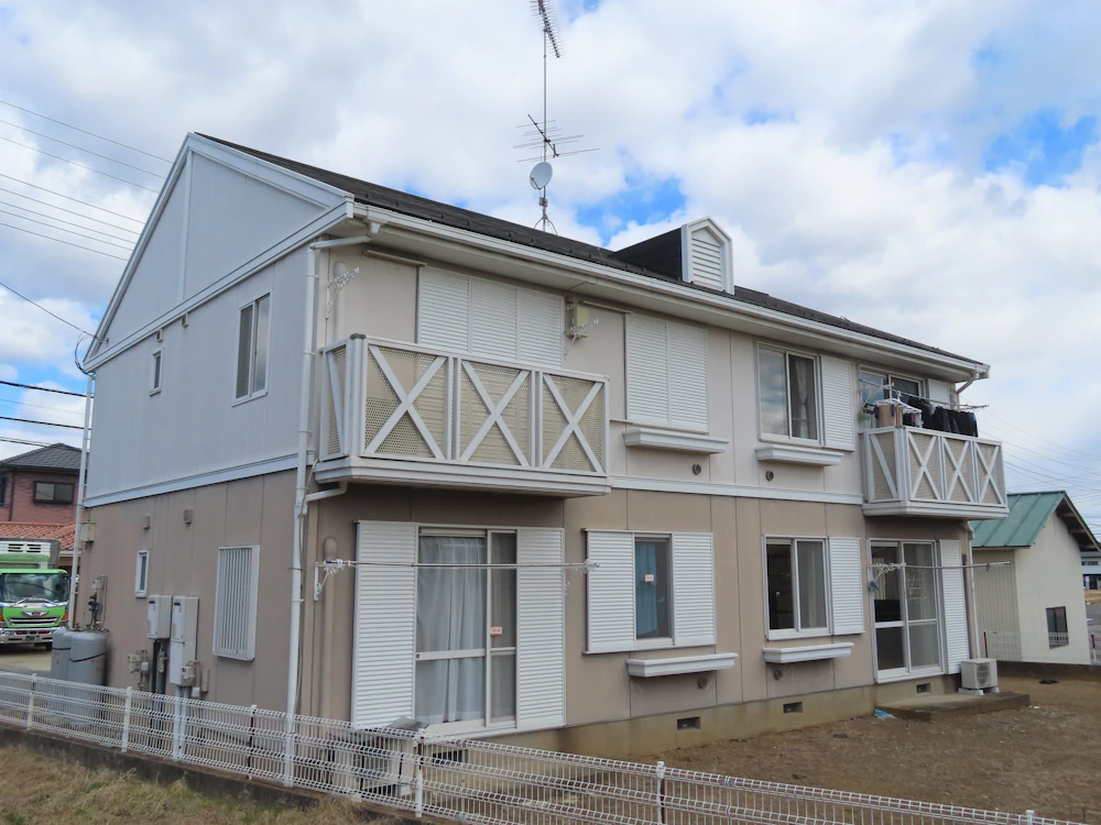 石岡市東光台 積水ハウスのアパートの屋根・外壁塗装 施工前