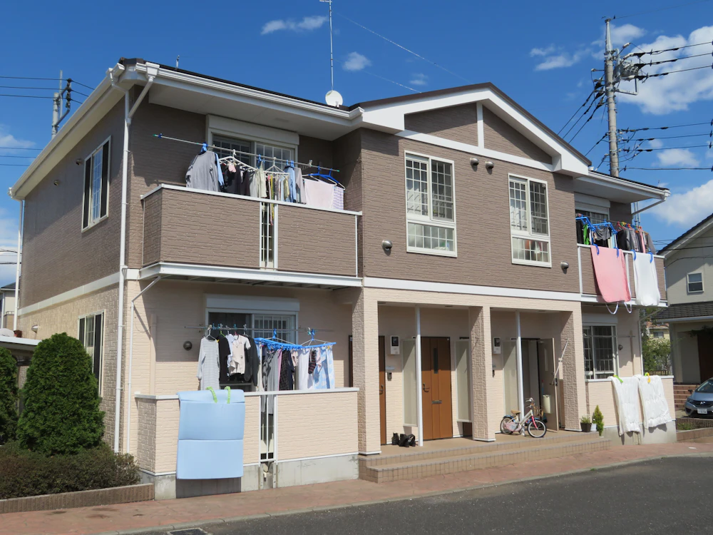 龍ケ崎市藤ヶ丘 大東建託のアパートの外壁塗装・屋根カバー工法 龍ケ崎市藤ヶ丘　大東建託のアパートの外壁塗装 施工後