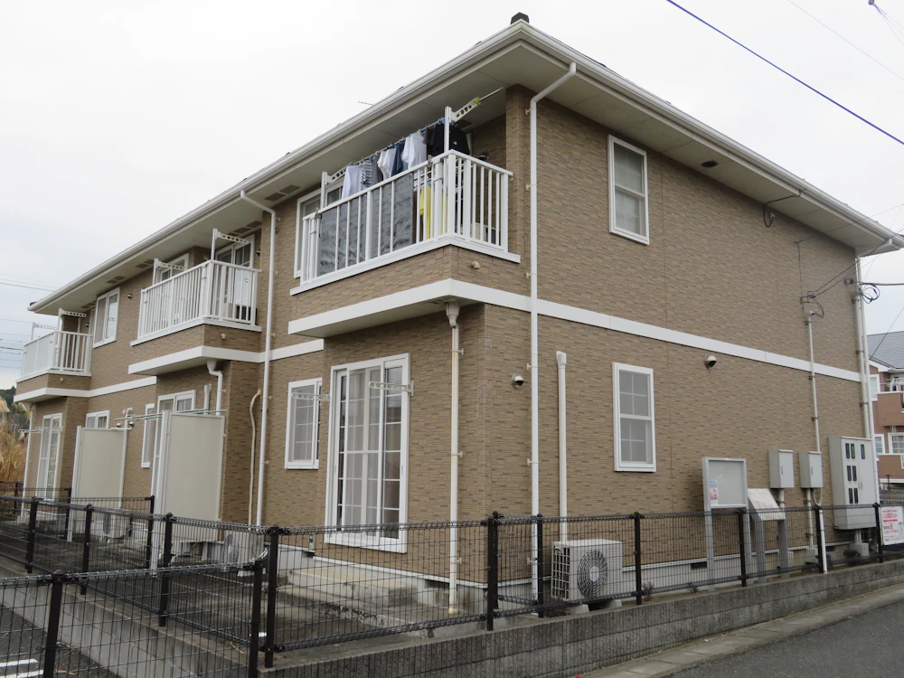 北茨城市 大東建託のアパートの外壁クリア塗装 施工前