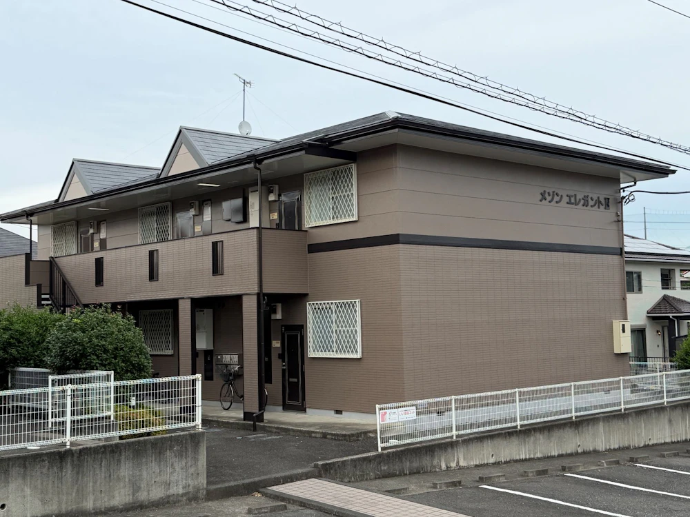 日立市 大東建託のアパートの屋根・外壁塗装・屋根棟木の交換・一部サイデイング交換 日立市 大東建託のアパートの屋根・外壁塗装・屋根棟木の交換・一部サイデイング交換❷ 施工後