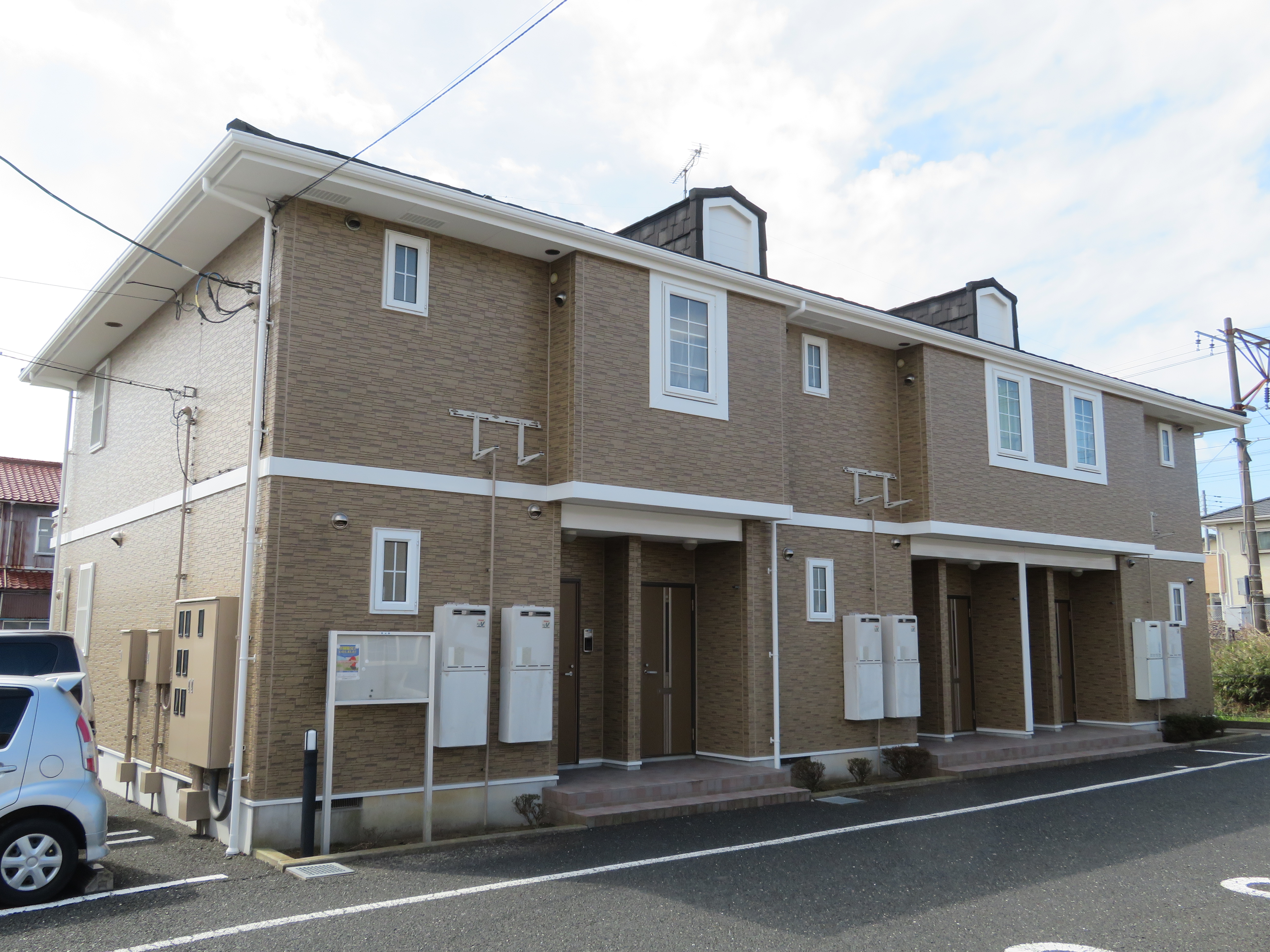北茨城市 大東建託のアパートの外壁クリア塗装