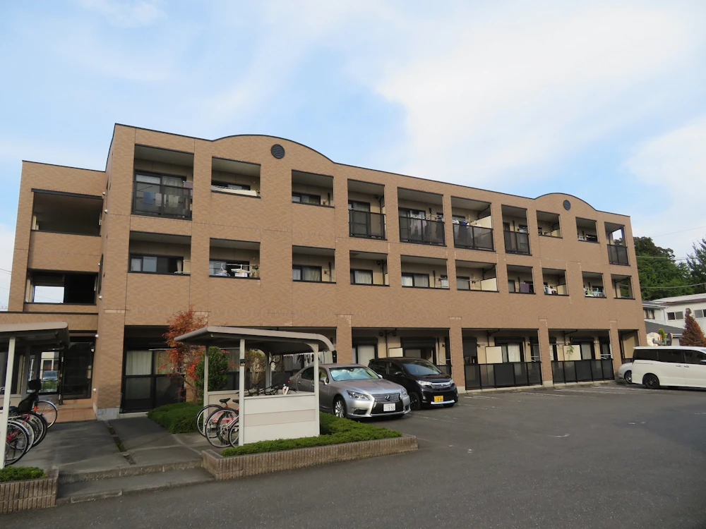 小山市 マンションの外壁塗装（タイル クリヤー塗装） 施工前