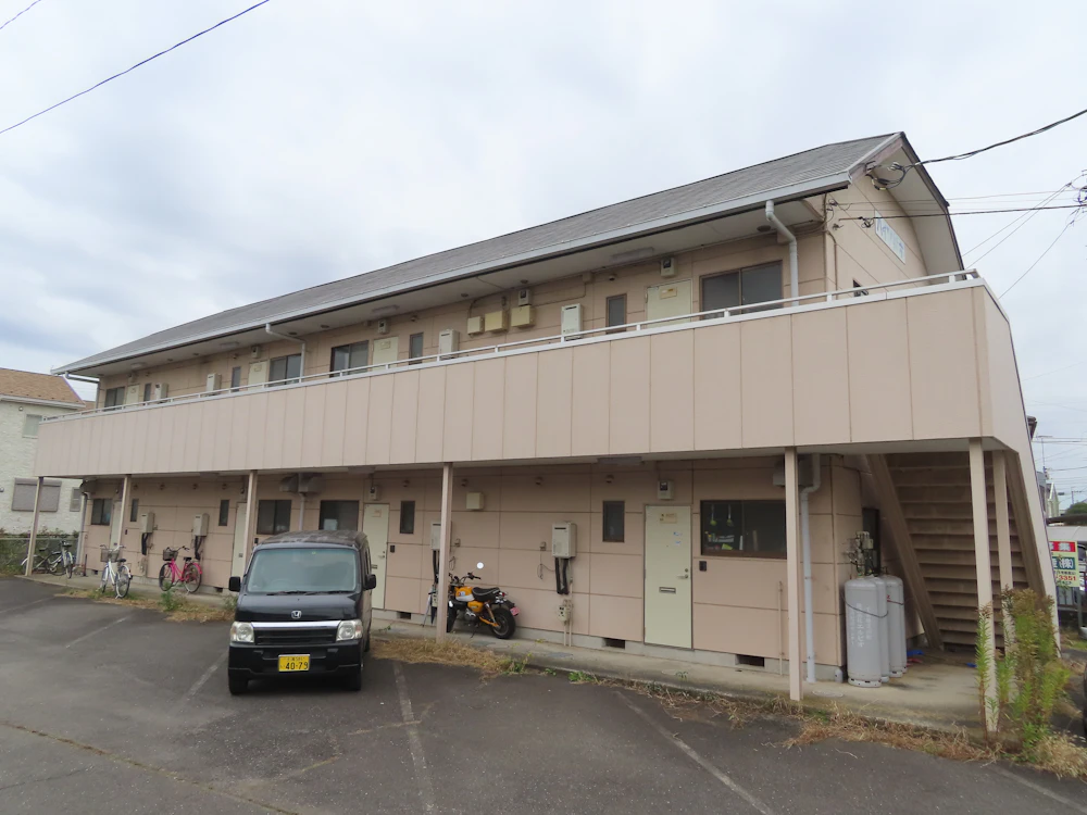 土浦市 アパートの屋根塗装・棟板金・ALC外壁塗装 施工前