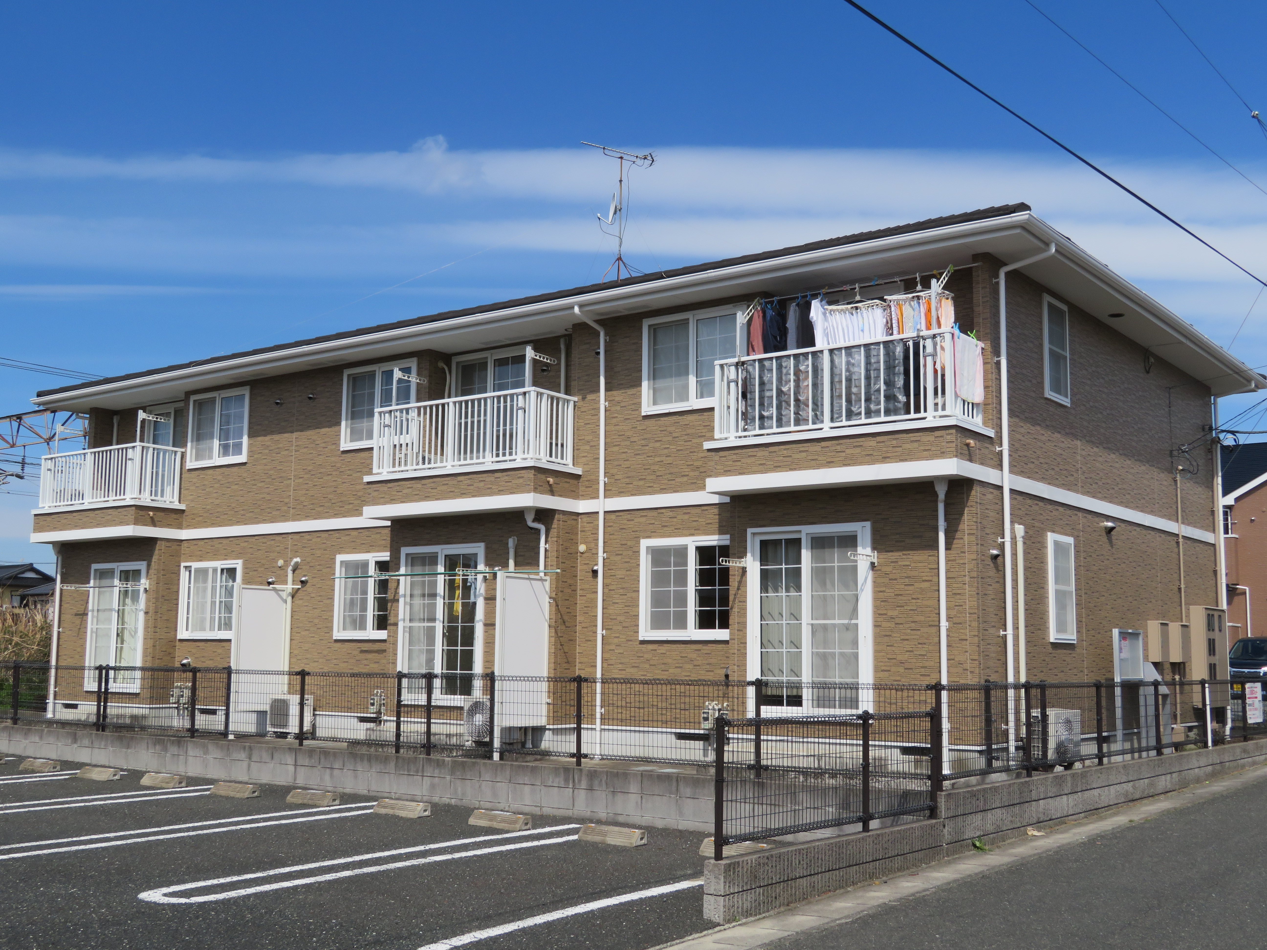 北茨城市 大東建託のアパートの外壁クリア塗装